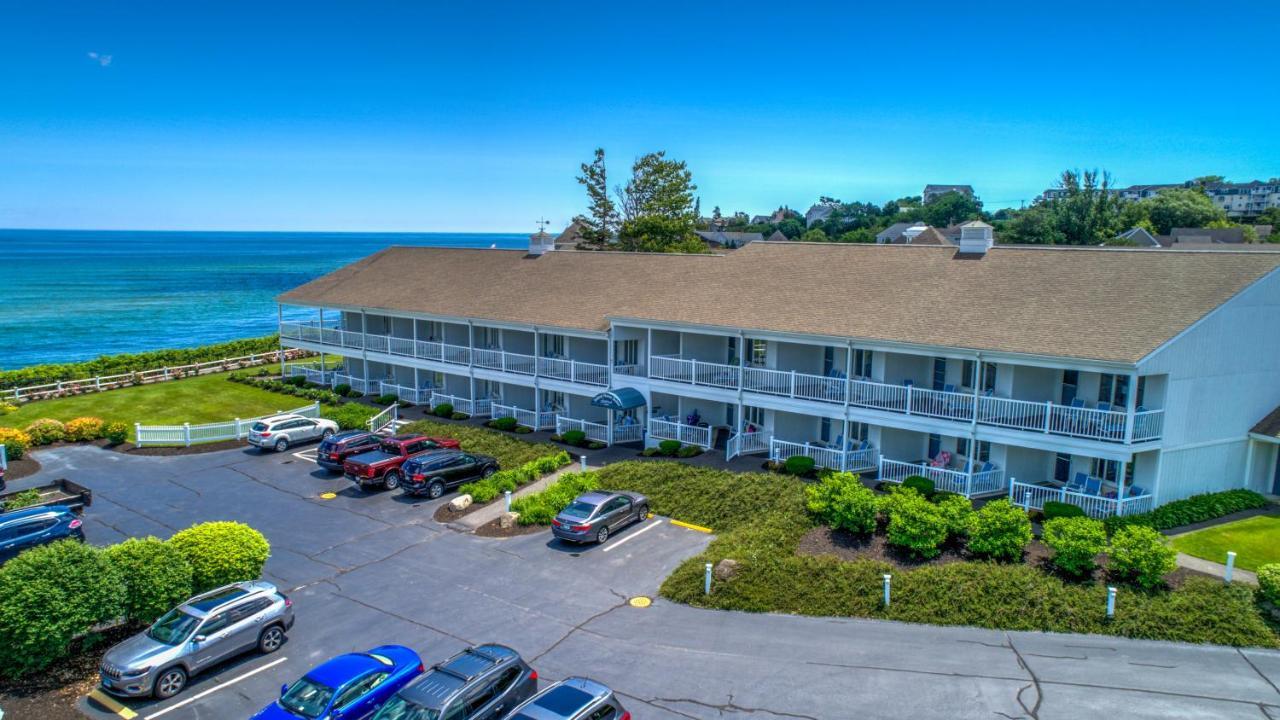 The Sparhawk Oceanfront Resort オガンクィット エクステリア 写真