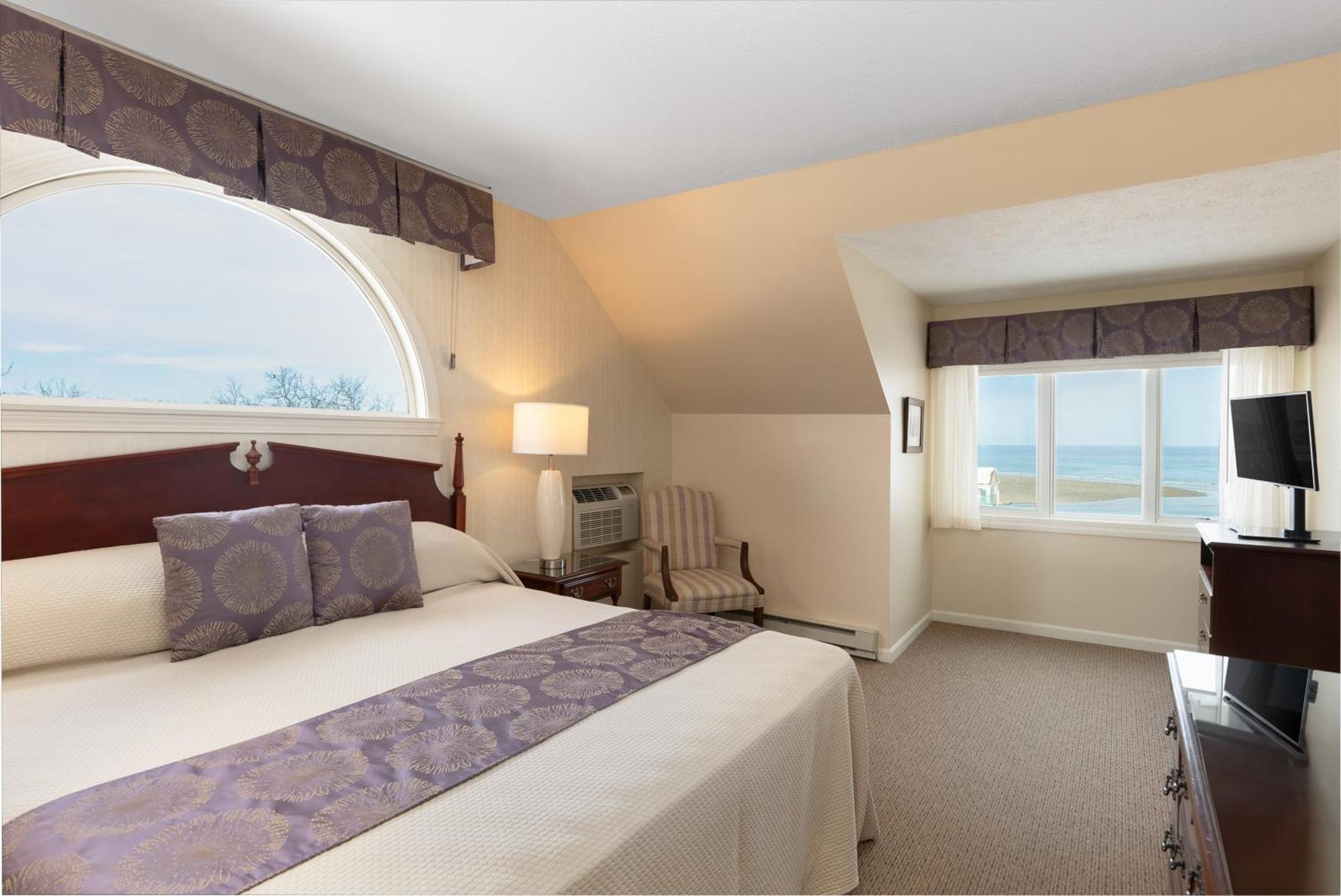 The Sparhawk Oceanfront Resort オガンクィット エクステリア 写真