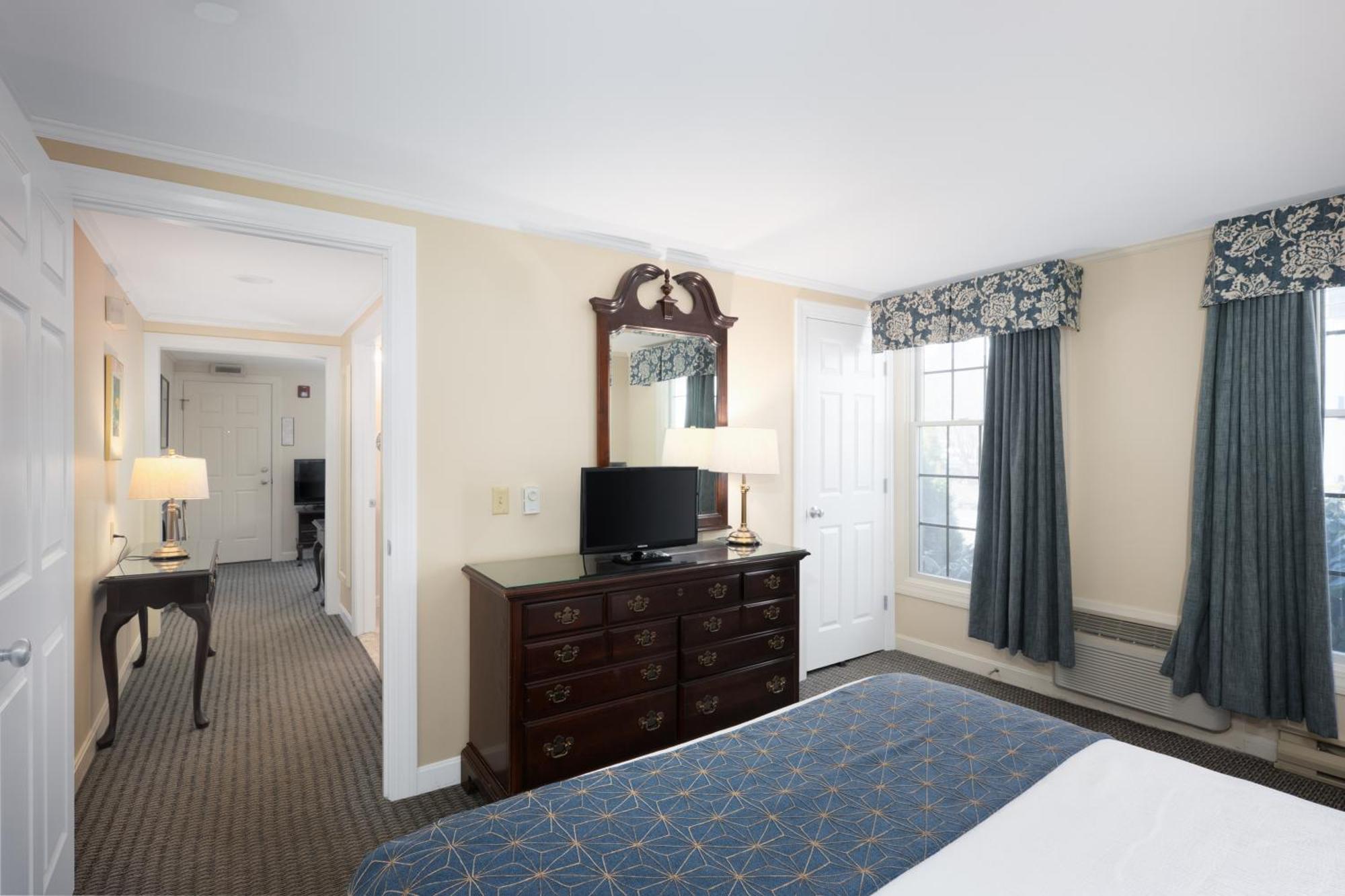 The Sparhawk Oceanfront Resort オガンクィット 部屋 写真