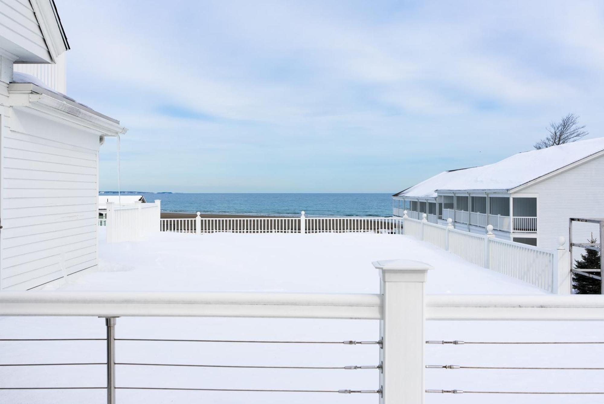The Sparhawk Oceanfront Resort オガンクィット 部屋 写真
